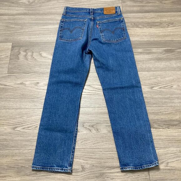 Levi's Premium Wedgie Straight Button Fly Distressed Jeans Size 25 - Picture 2 of 8